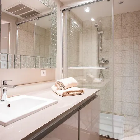 24 Aout Sucquet * Cannes